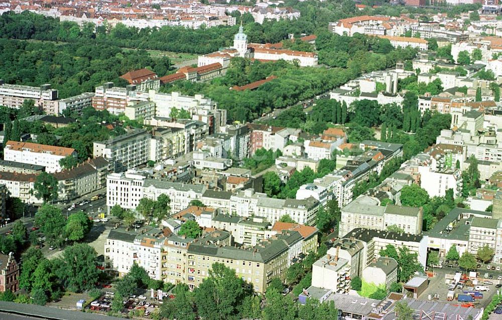 Berlin von oben - Wohngebiet Sophie-Charlotte-Straße in Berlin-Charlottenburg.