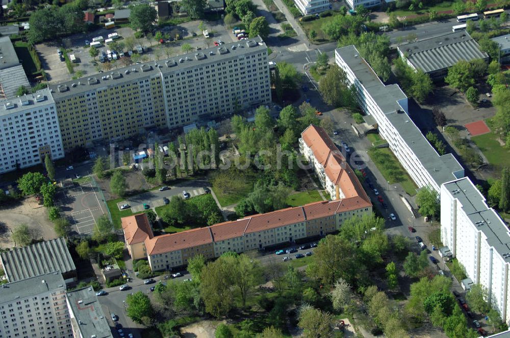 Luftaufnahme Berlin - Wohngebiet an der Storkower Strasse, Alfred-Jung-Strasse und Paul-Junius-Strasse in Berlin-Lichtenberg