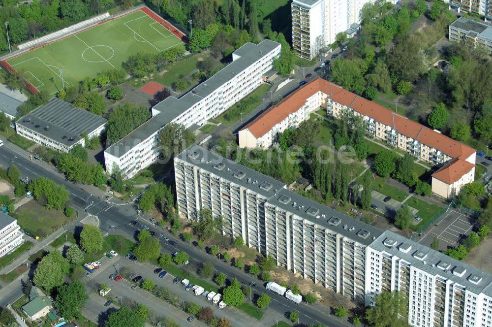 Berlin von oben - Wohngebiet an der Storkower Strasse, Alfred-Jung-Strasse und Paul-Junius-Strasse in Berlin-Lichtenberg