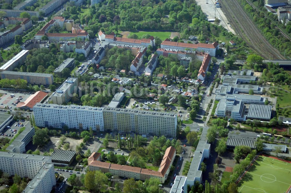 Berlin aus der Vogelperspektive: Wohngebiet an der Storkower Strasse, Alfred-Jung-Strasse und Paul-Junius-Strasse in Berlin-Lichtenberg