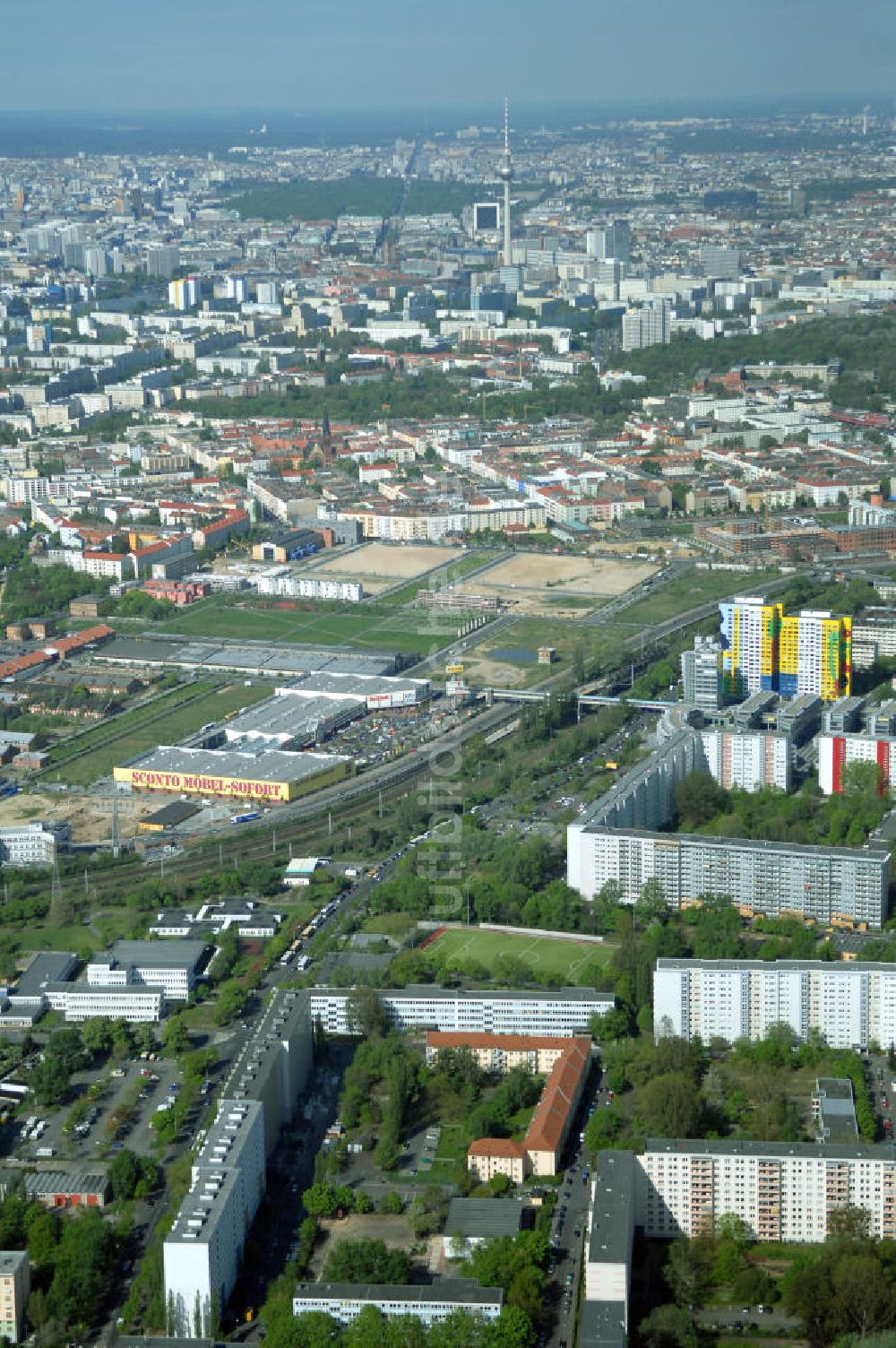 Berlin von oben - Wohngebiet an der Storkower Strasse, Alfred-Jung-Strasse und Paul-Junius-Strasse in Berlin-Lichtenberg