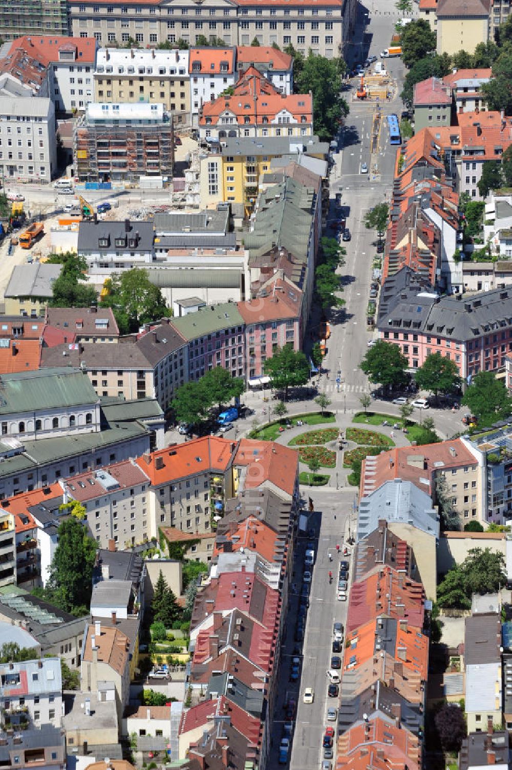 Luftbild München Isarvorstadt - Wohngebiet und Theater am Gärtnerplatz in München