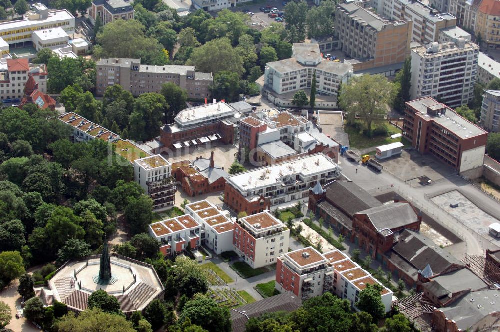 Luftbild Berlin - Wohngebiet Viktoria Quartier am Viktoria Park in Berlin- Kreuzberg