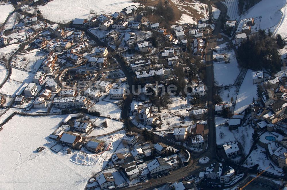 Voels von oben - Wohngebiet von Voels am Schlern (Fiè Allo Sciliar) in Italien