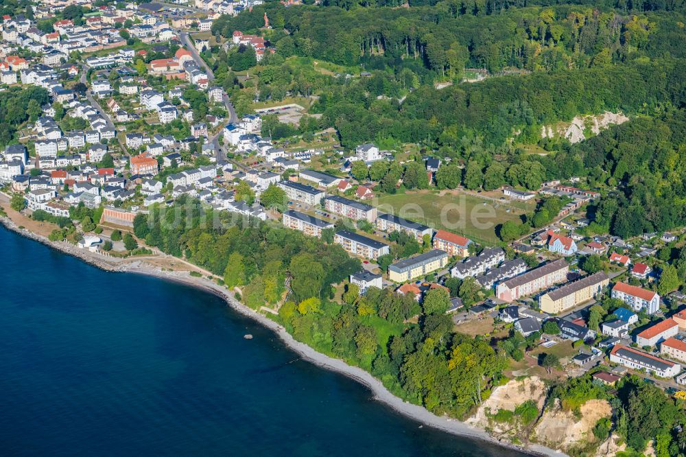 Sassnitz von oben - Wohngebiet Weddingstraße in Sassnitz im Bundesland Mecklenburg-Vorpommern, Deutschland