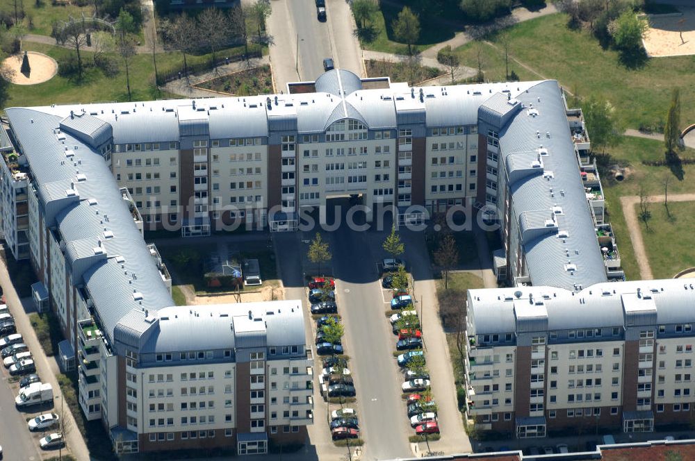 Berlin aus der Vogelperspektive: Wohngebiet Weiße Taube in Berlin Hohenschönhausen