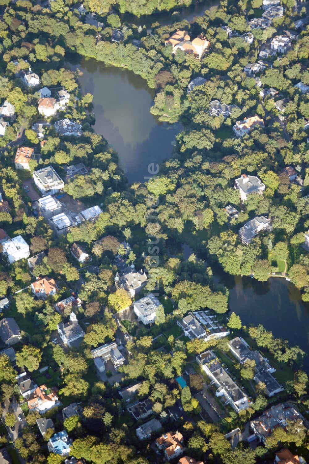 Luftbild Berlin - Wohngebiet an der Winklerstrasse / Trabener Strasse in Berlin-Grunewald am Dianasee