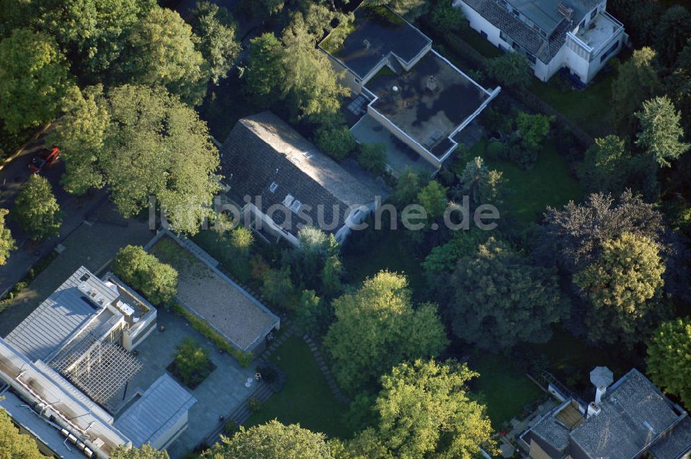 Luftaufnahme Berlin - Wohngebiet an der Winklerstrasse / Trabener Strasse in Berlin-Grunewald am Dianasee