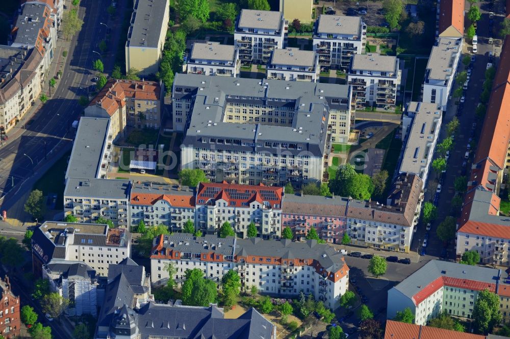 Berlin von oben - Wohngebiet und Wohnhäuser an der Normannenstraße im Bezirk Lichtenberg in Berlin