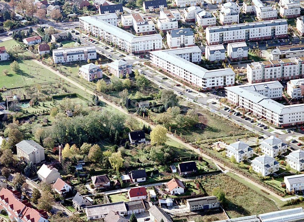 Luftaufnahme Berlin-Pankow - Wohngebiet zwischen Gartenstraße und Kalvinistenweg in Buchholz (Bezirk Berlin-Pankow).