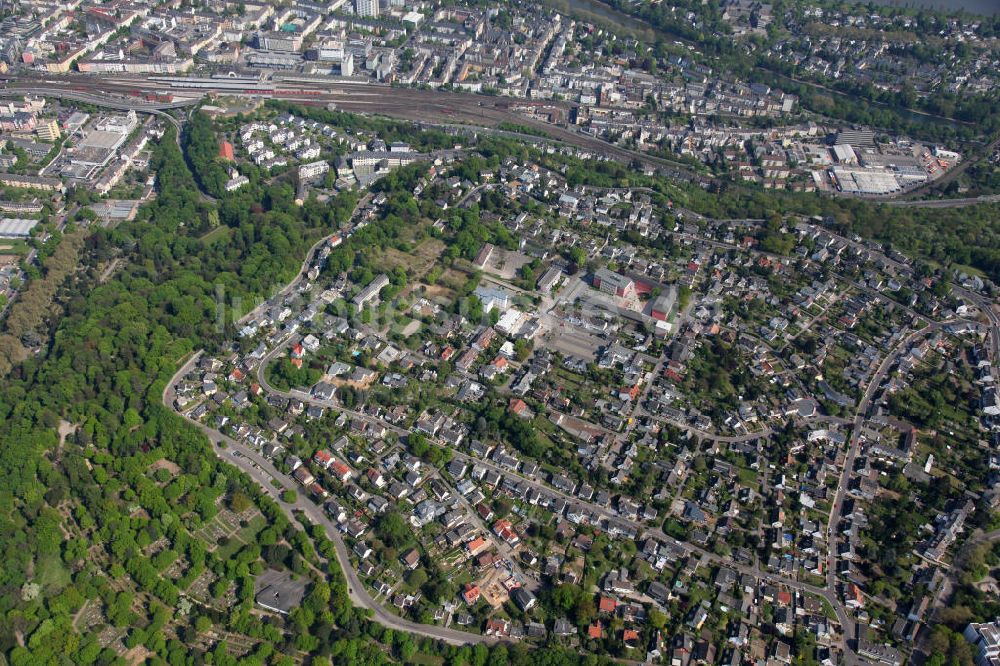 Koblenz OT Karthause von oben - Wohngebiete in Karthause, ein Ortsteil von Koblenz in Rheinland-Pfalz