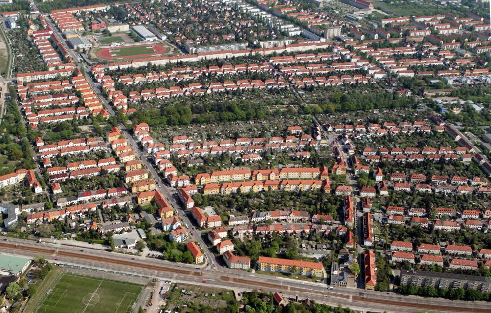 Halle Saale von oben - Wohngebiete an der Pestalozzistraße / Passendorfer Weg / Böllberger Weg in Halle