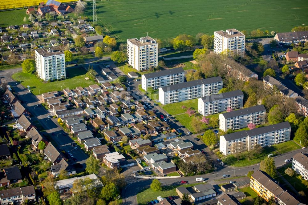 Hamm von oben - Wohngebiets- Siedlung am Anemonenweg im Stadtteil Heessen in Hamm im Bundesland Nordrhein-Westfalen