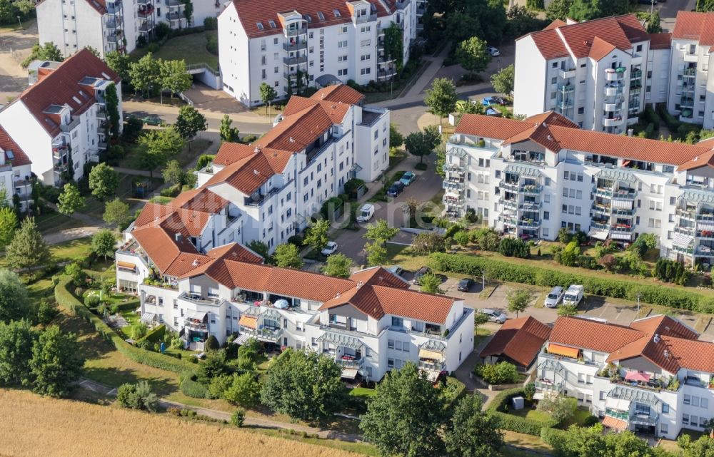 Bernau aus der Vogelperspektive: Wohngebiets- Siedlung in Bernau Süd im Bundesland Brandenburg