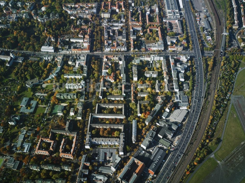 Berlin von oben - Wohngebiets- Siedlung im Bezirk Tempelhof-Schöneberg in Berlin