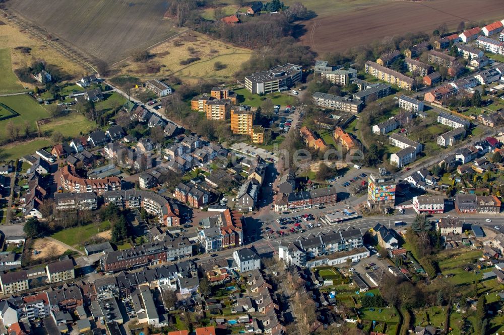 Luftaufnahme Bottrop - Wohngebiets- Siedlung am Eigener Markt in Bottrop im Bundesland Nordrhein-Westfalen