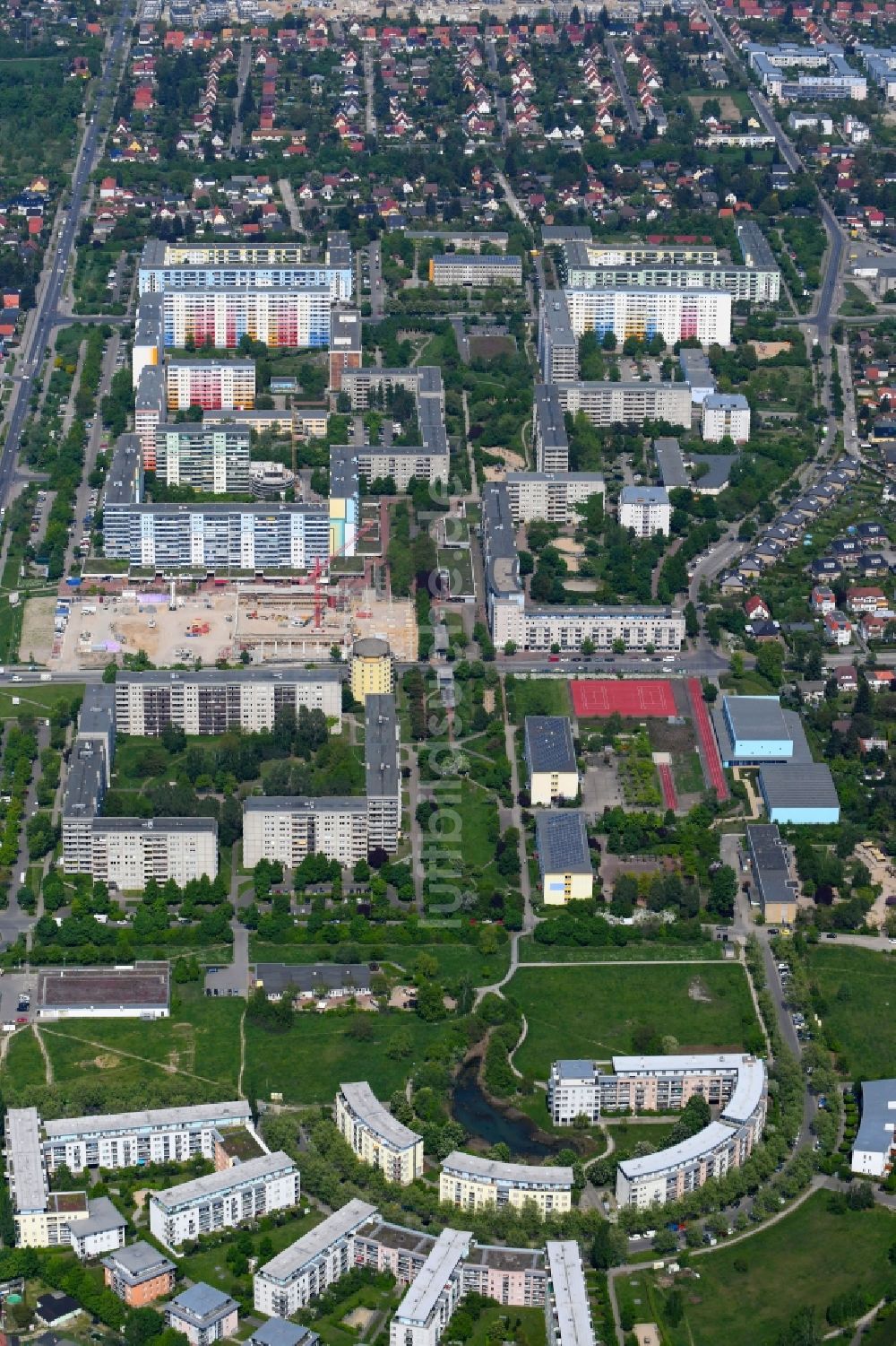 Schönefeld von oben - Wohngebiets- Siedlung entlang der Altglienicker Chaussee - Siriusstraße in Schönefeld im Bundesland Brandenburg, Deutschland