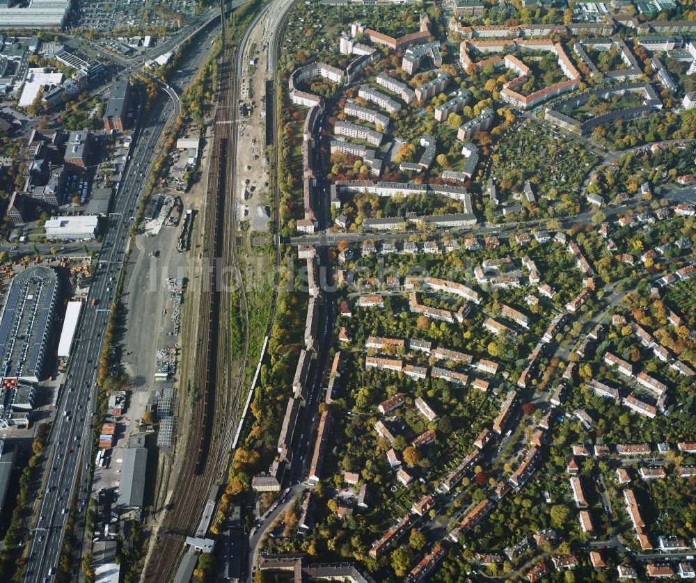 Luftbild Berlin - Wohngebiets- Siedlung entlang der Boelckestraße - Manfred-von-Richthofen-Straße in Berlin