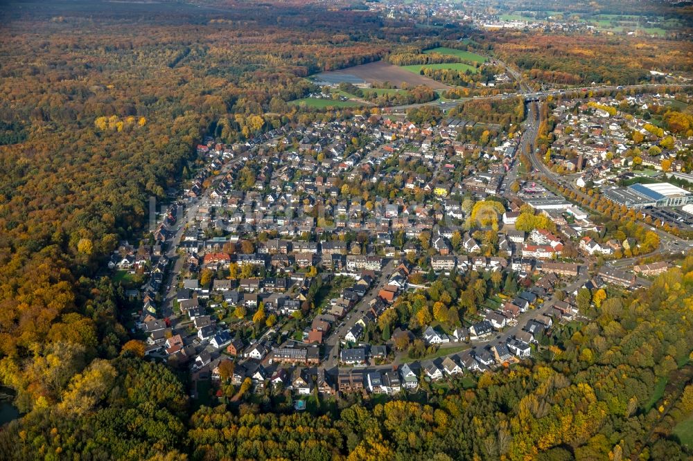 Luftaufnahme Bottrop - Wohngebiets- Siedlung entlang der Kirchhellener Straße in Bottrop im Bundesland Nordrhein-Westfalen, Deutschland