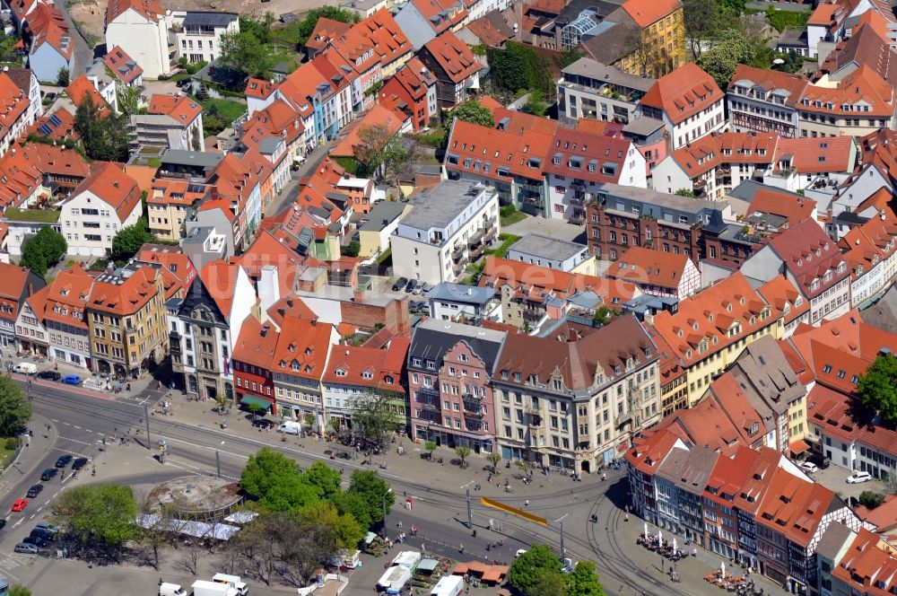 Luftbild Erfurt - Wohngebiets- Siedlung entlang der Marktstraße im Altstadt- Zentrum in Erfurt im Bundesland Thüringen