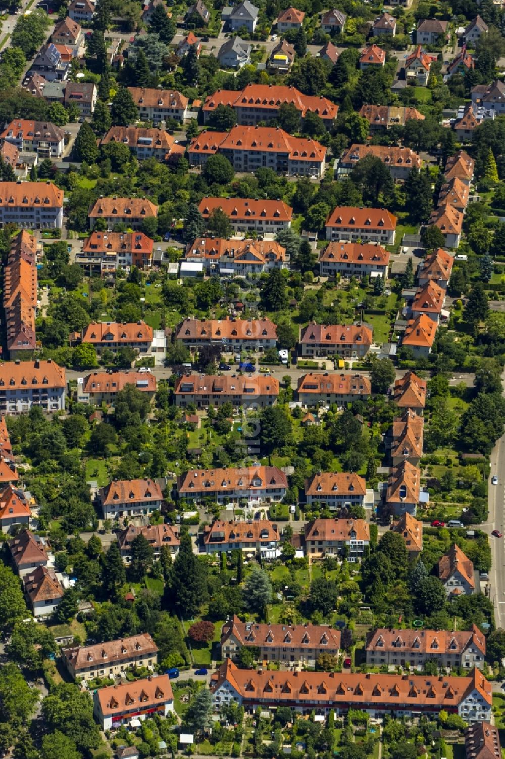 Luftbild Freiburg im Breisgau - Wohngebiets- Siedlung in Freiburg im Breisgau im Bundesland Baden-Württemberg