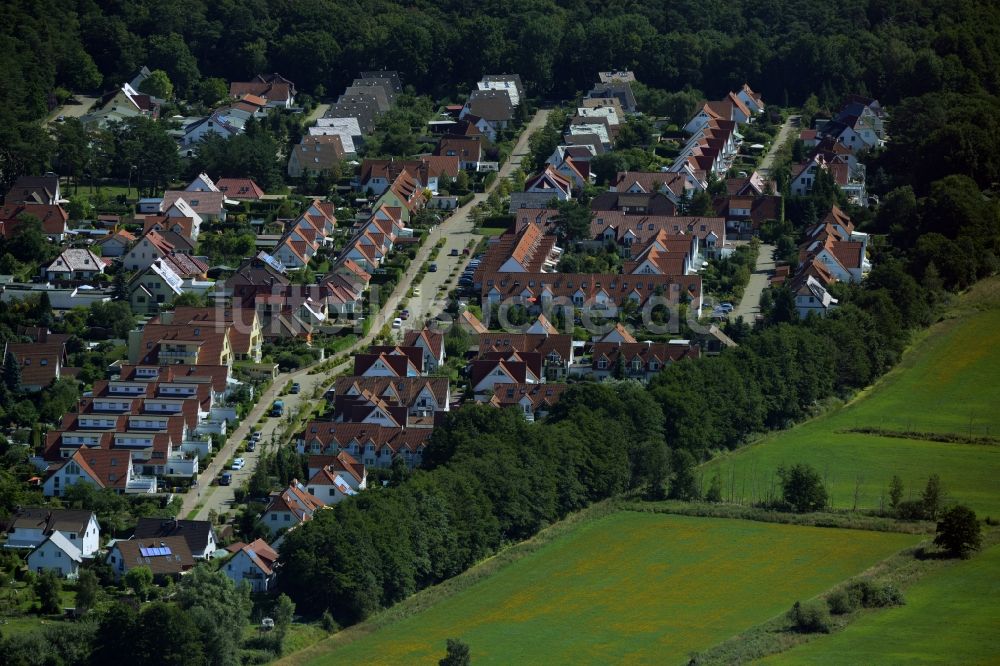 Luftaufnahme Graal-Müritz - Wohngebiets- Siedlung in Graal-Müritz im Bundesland Mecklenburg-Vorpommern