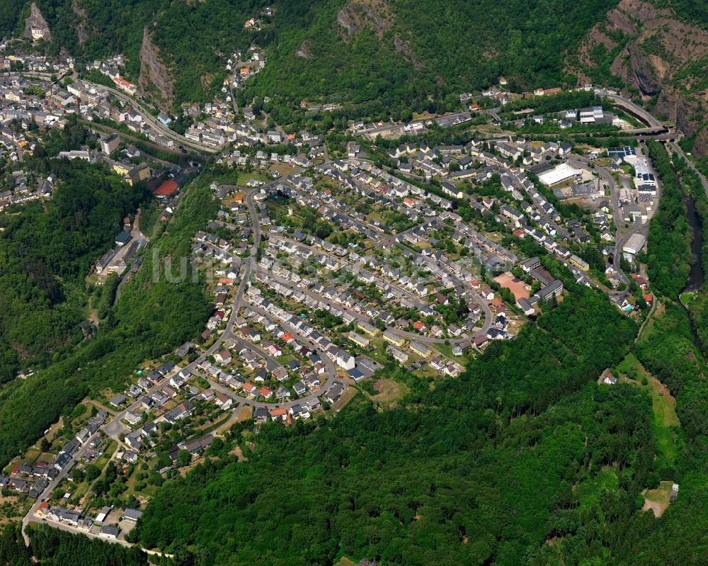 Idar-Oberstein aus der Vogelperspektive: Wohngebiets- Siedlung in Idar-Oberstein im Bundesland Rheinland-Pfalz