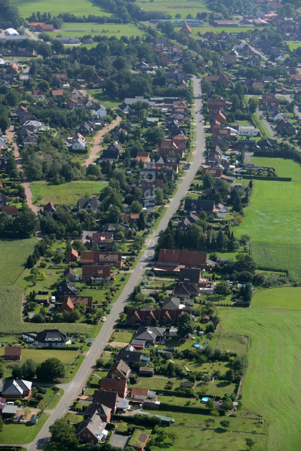 Luftaufnahme Rehburg-Loccum - Wohngebiets- Siedlung in Rehburg-Loccum im Bundesland Niedersachsen