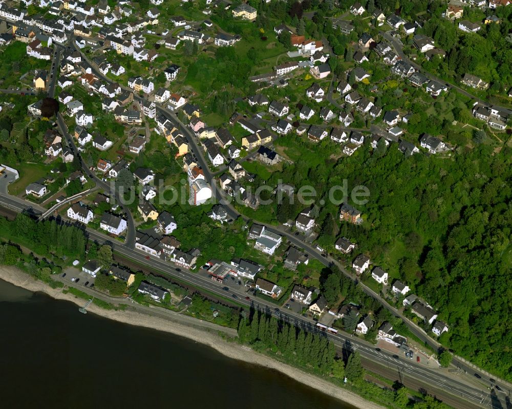 Luftbild Urbar - Wohngebiets- Siedlung in Urbar am Flussverlauf des Rhein im Bundesland Rheinland-Pfalz