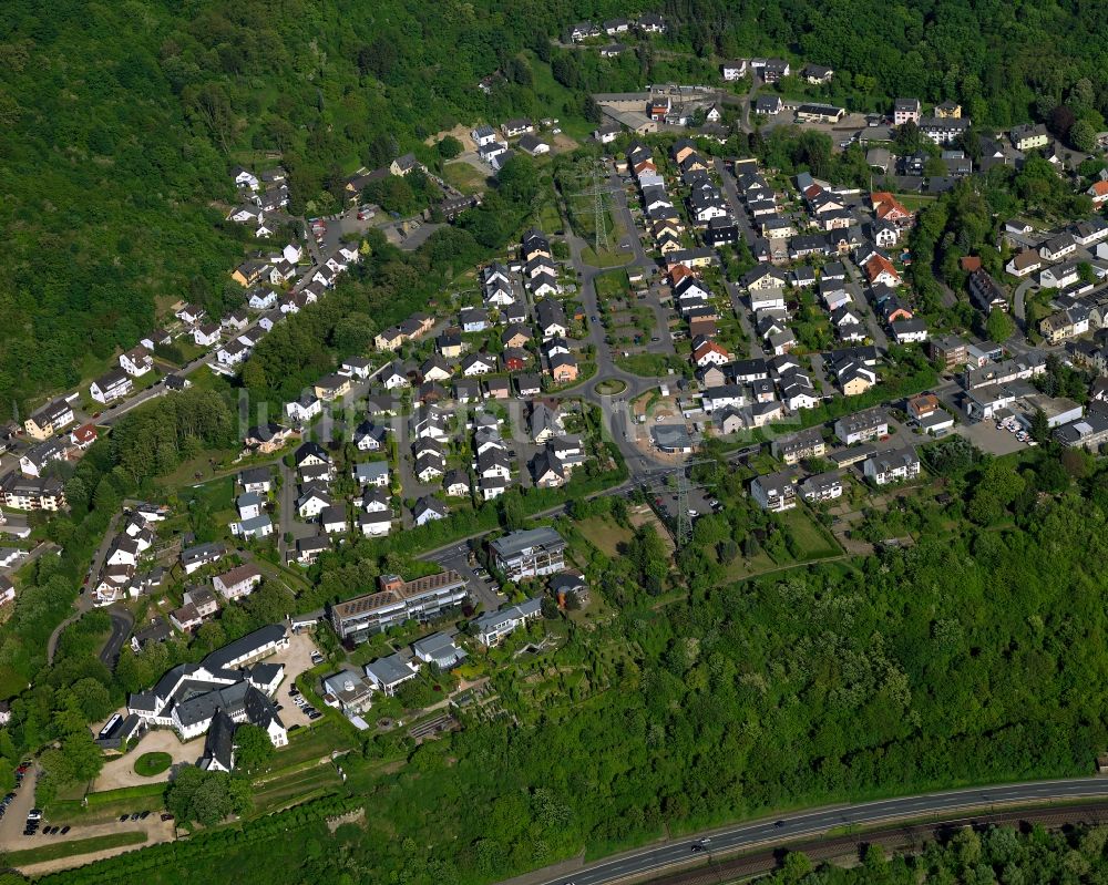 Urbar von oben - Wohngebiets- Siedlung in Urbar im Bundesland Rheinland-Pfalz