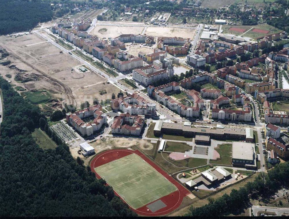 Potsdam - Drewitz / Kirchsteigfeld aus der Vogelperspektive: Wohngebietsneubauten in Potsdam-Kirchsteigfeld