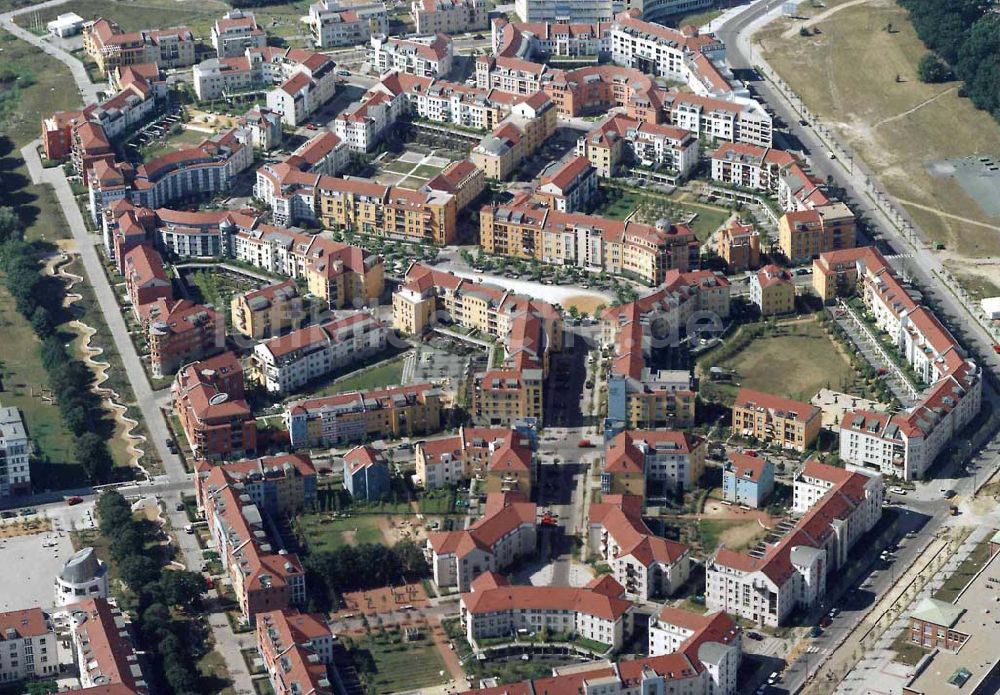 Potsdam - Drewitz / Kirchsteigfeld von oben - Wohngebietsneubauten in Potsdam-Kirchsteigfeld