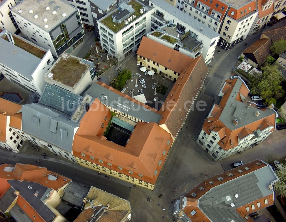 Luftaufnahme Halle / Saale - Wohngebäude an der Kleinen Ulrichstraße in der Altstadt von Halle in Sachsen-Anhalt