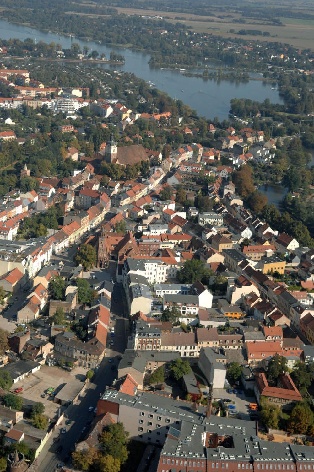 Luftaufnahme Brandenburg - Wohngegenden an der Mühlentorstraße / Gotthardkirchplatz in Brandenburg