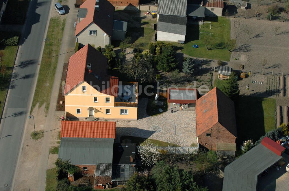 Luftbild Angern - Wohnhaus in Angern bei Wolmirstedt