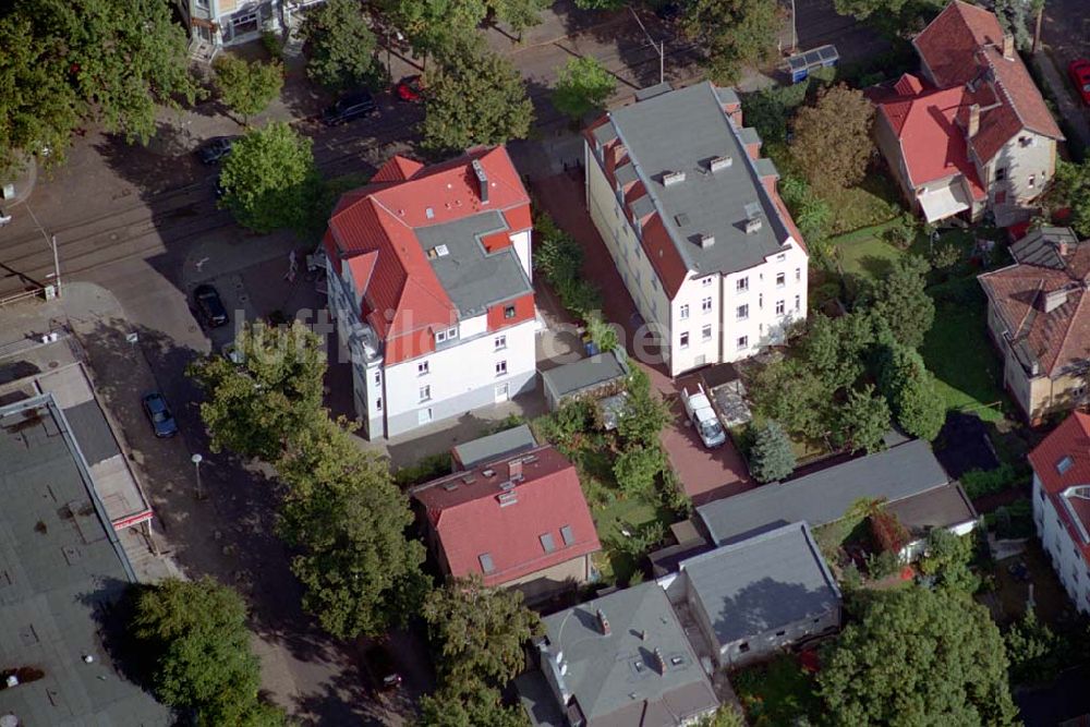 Berlin-Karlshorst von oben - Wohnhaus Ehrlichstraße Ecke Lehndorffstraße