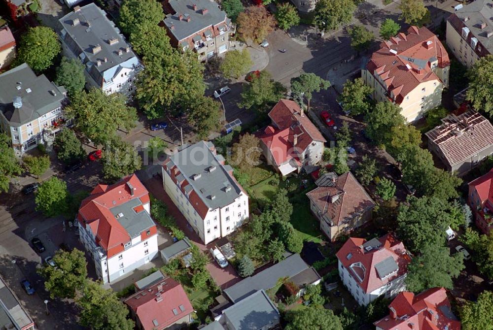 Luftaufnahme Berlin-Karlshorst - Wohnhaus Ehrlichstraße Ecke Lehndorffstraße