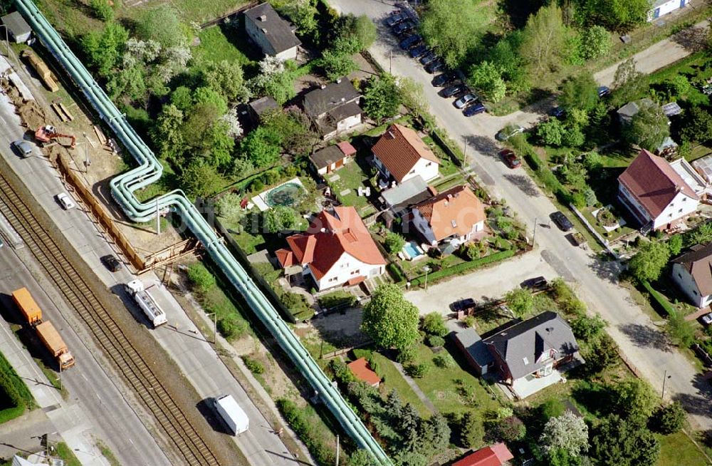 Berlin - Hohenschönhausen von oben - Wohnhaus der Familie Günter Schob an der Rhinstraße in Berlin - Hohenschönhausen.