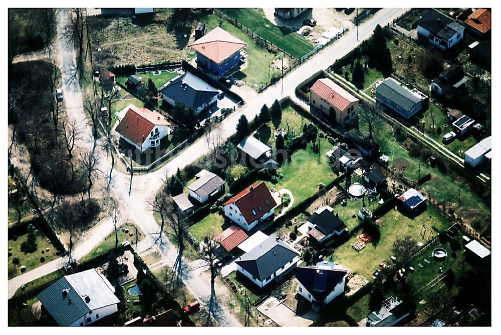 Luftbild Falkensee / BRB - Wohnhaus der Familie Wagner an der Diesterwegstraße / Ecke Pestalozzistraße in Falkensee bei Spandau