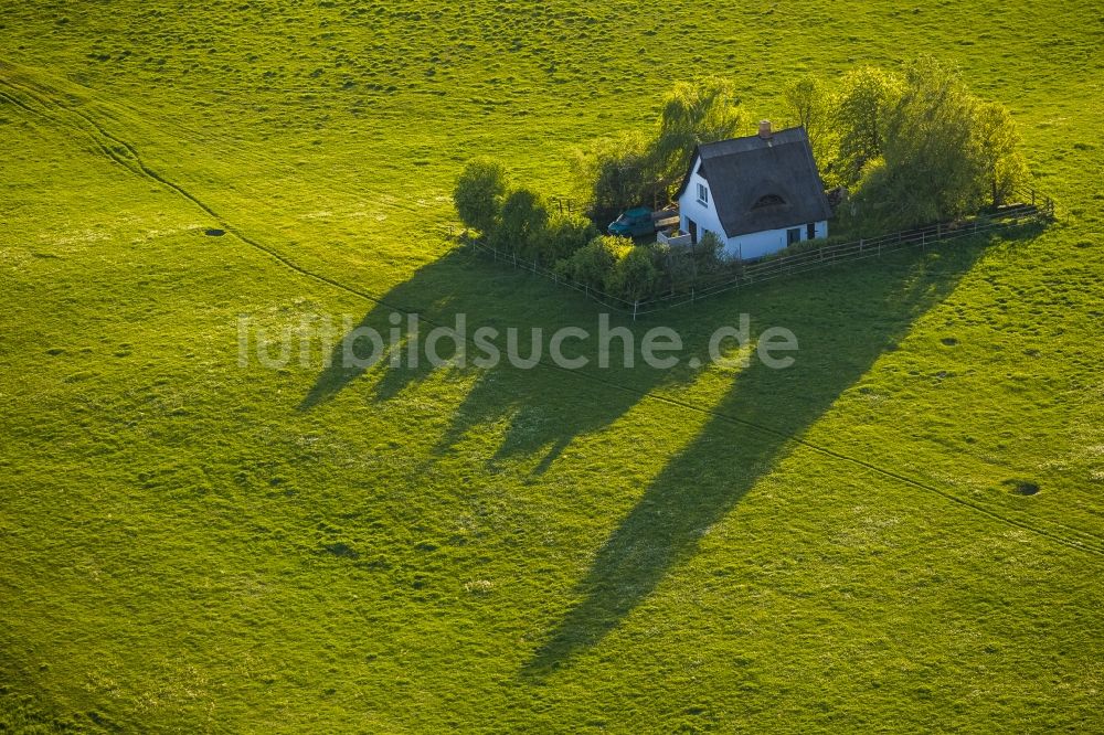 Ludorf aus der Vogelperspektive: Wohnhaus in der Gemeinde Ludorf im Bundesland Mecklenburg-Vorpommern