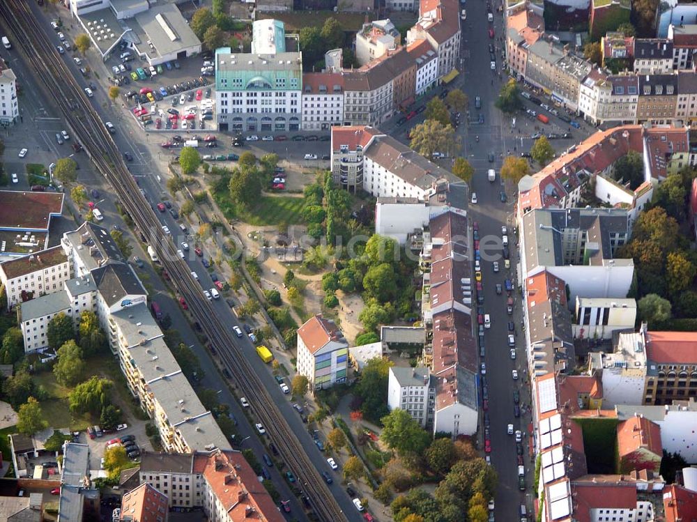 Luftbild Berlin-Kreuzberg - Wohnhaus in Kreuzberg.