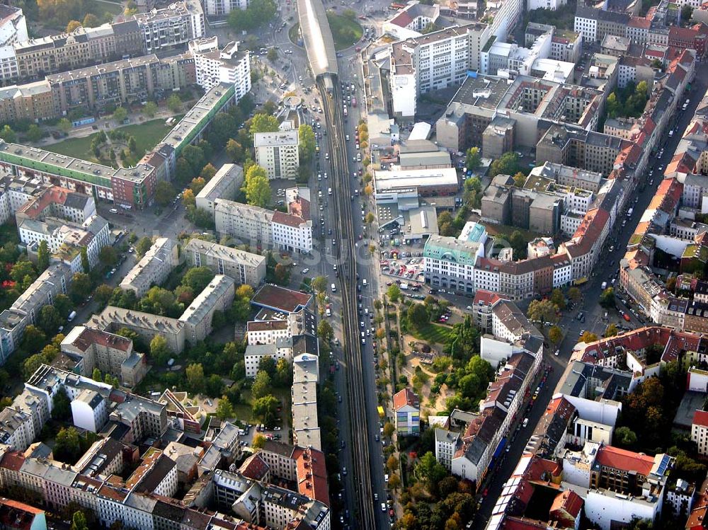 Luftaufnahme Berlin-Kreuzberg - Wohnhaus in Kreuzberg.