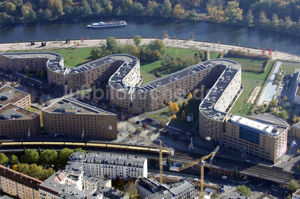 Luftaufnahme Berlin - Wohnhaus im Moabiter Werder in Berlin