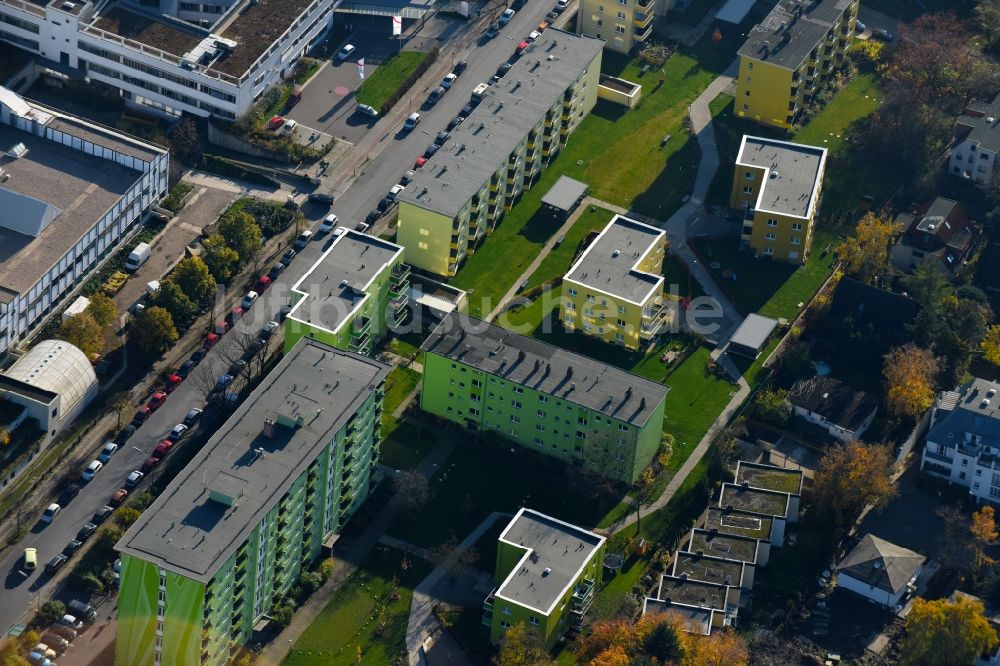 Luftaufnahme Berlin - Wohnhaus- Neubau der Baugenossenschaft IDEAL eG in Berlin