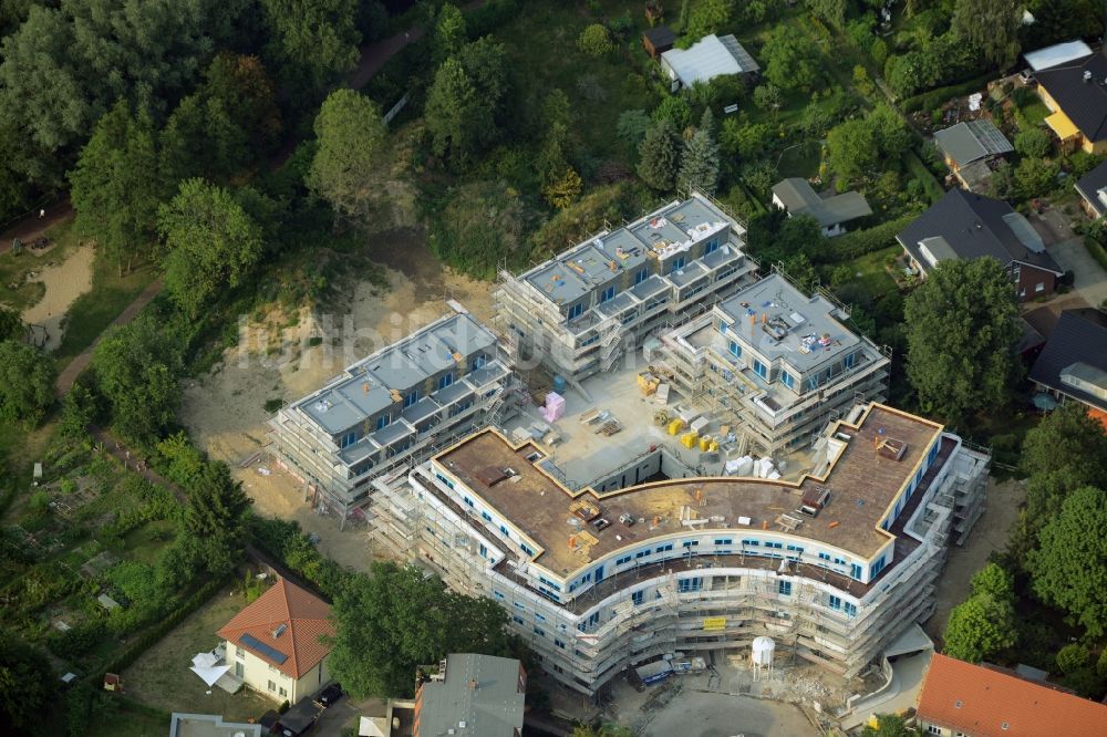 Berlin von oben - Wohnhaus- Neubau- Baustelle der Cardinalplatz GmbH & Co. KG in Berlin Köpenick