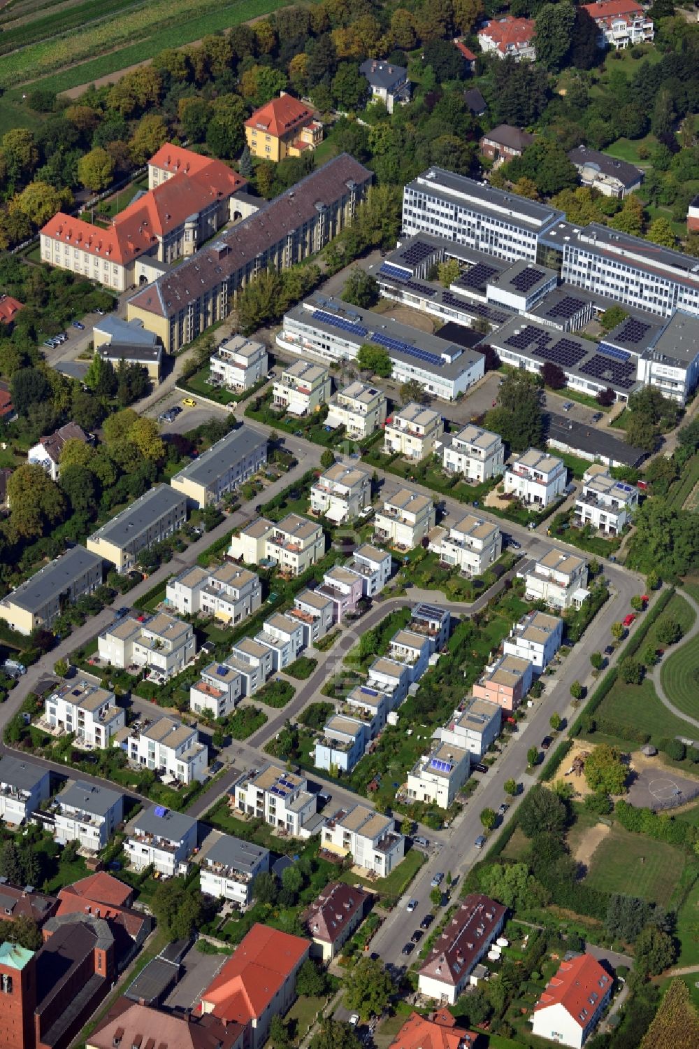 Luftbild Berlin Dahlem - Wohnhaus - Neubaugebiet der cds Wohnbau Berlin GmbH an der Otto-Appel-Straße / Edwin-Redslob-Straße in Berlin - Dahlem