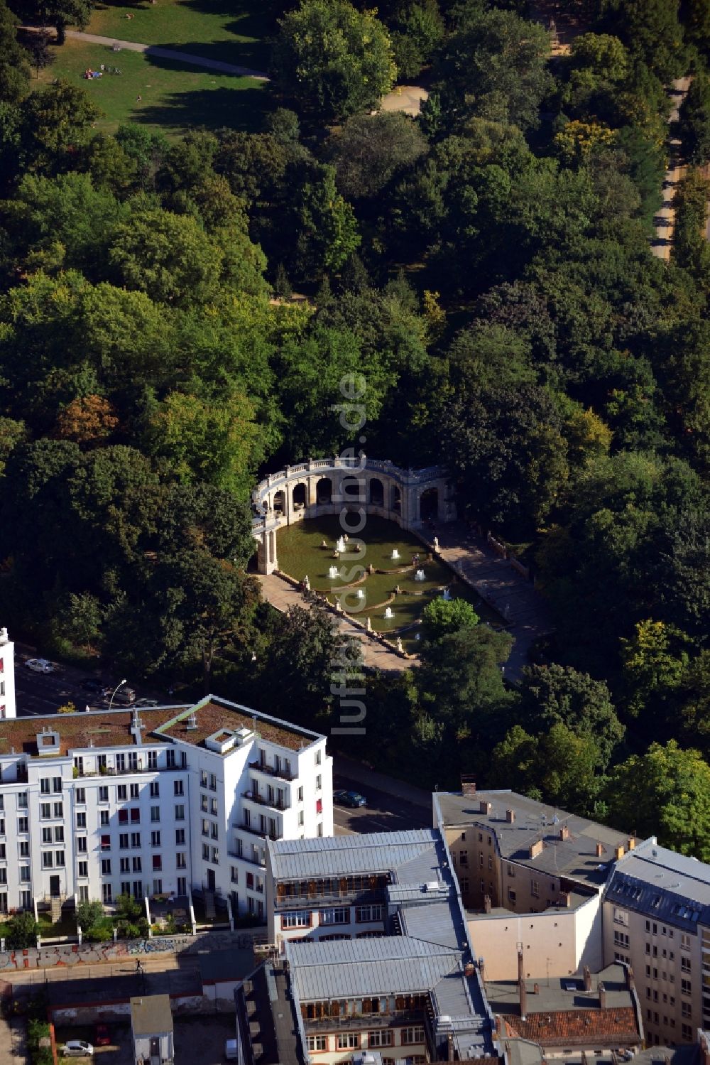 Luftaufnahme Berlin Friedrichshain - Wohnhaus - Neubaugebiet Prenzlauer Gärten im Stadtteil Friedrichshain von Berlin