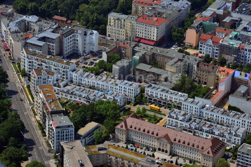 Berlin Friedrichshain aus der Vogelperspektive: Wohnhaus - Neubaugebiet Prenzlauer Gärten im Stadtteil Friedrichshain von Berlin