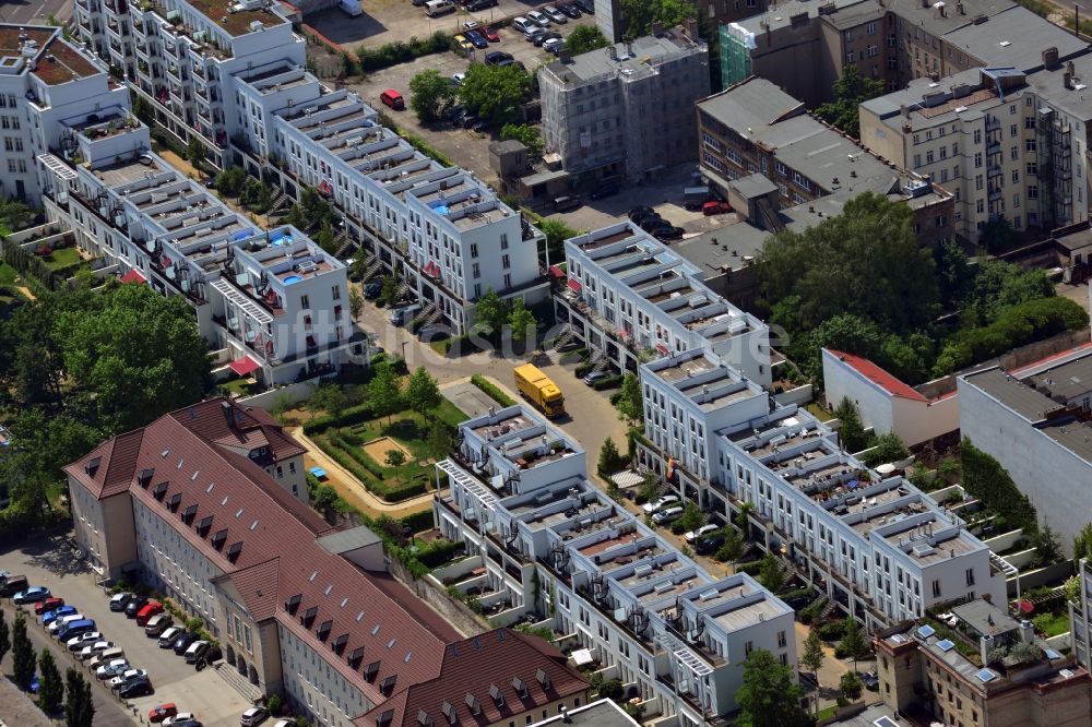 Luftbild Berlin Friedrichshain - Wohnhaus - Neubaugebiet Prenzlauer Gärten im Stadtteil Friedrichshain von Berlin