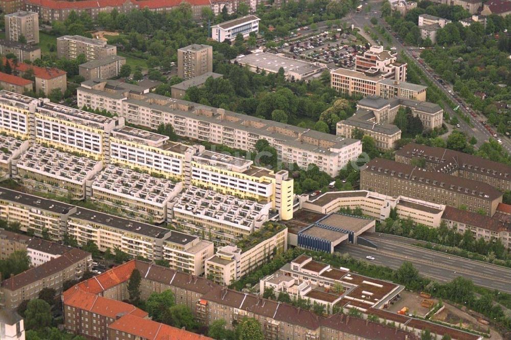 Luftbild Berlin - Wohnhaus an der Schlangenbader Straße